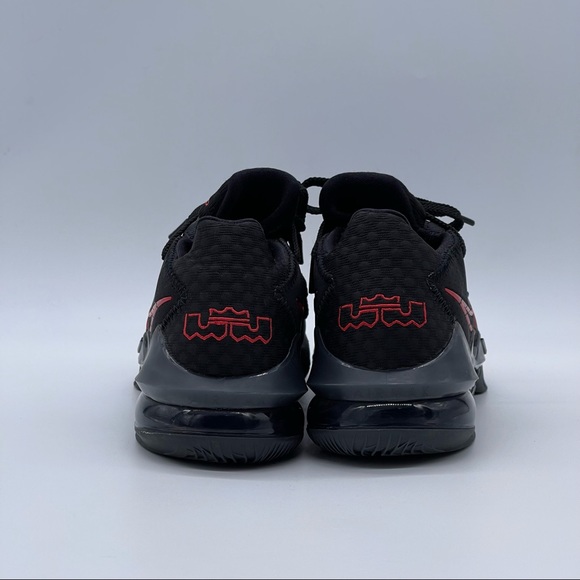 Nike LeBron 17 Low. - Picture 5 of 12